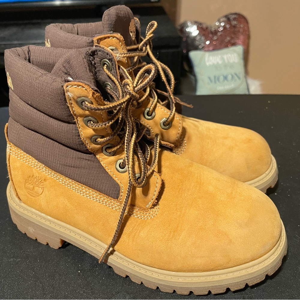 Boys Timberlands